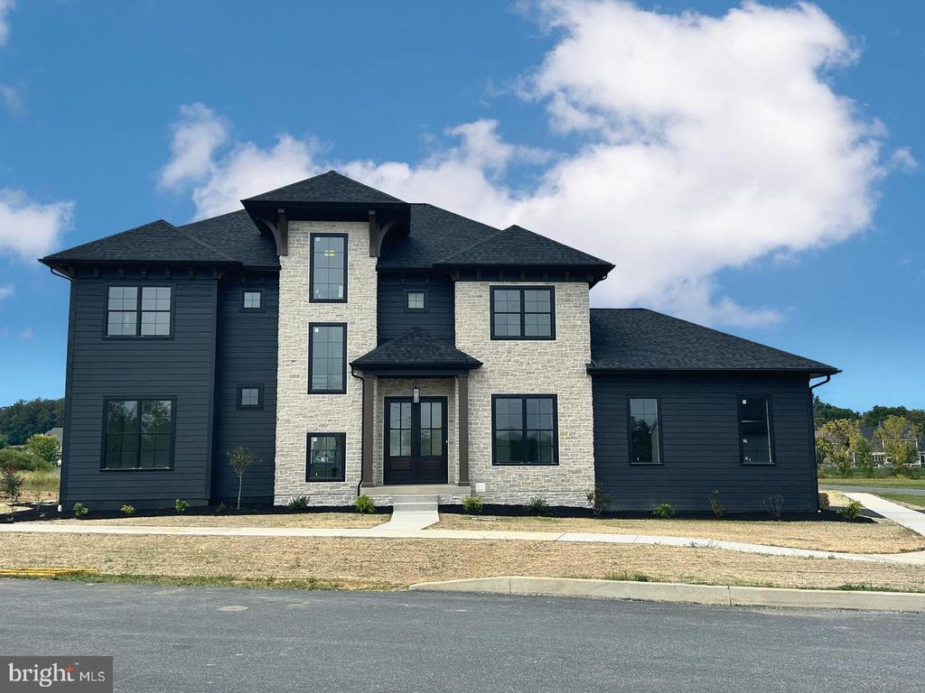 376 SPRING HAVEN DR, Lancaster, PA 17601