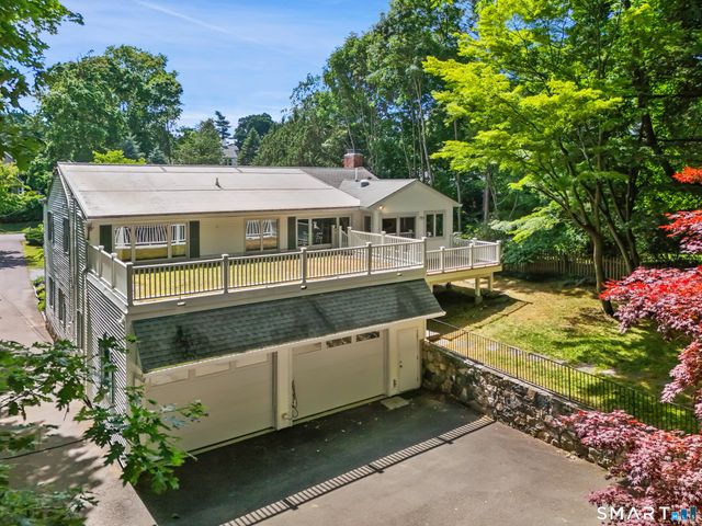 33 Sachem Road, Greenwich, CT 06830