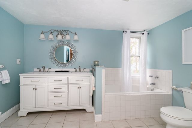 851 Worcester St, Wellesley, MA 02481