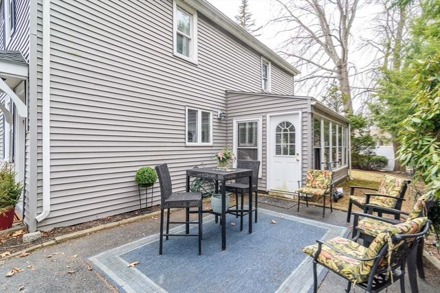 851 Worcester St, Wellesley, MA 02481