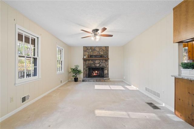 193 Shady Lane Circle, Canton, GA 30115