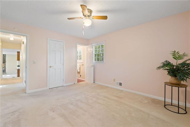 193 Shady Lane Circle, Canton, GA 30115
