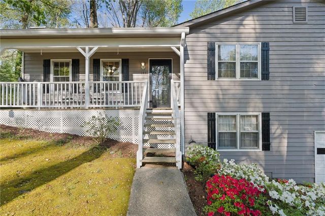 193 Shady Lane Circle, Canton, GA 30115