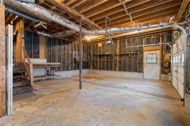 193 Shady Lane Circle, Canton, GA 30115