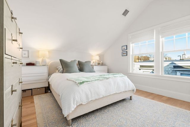 269 Gold Street 3, Boston, MA 02127