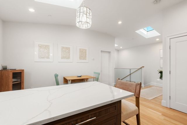 269 Gold Street 3, Boston, MA 02127