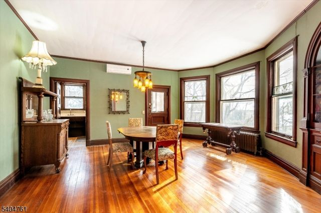 20 Prospect Ter, Montclair Twp., NJ 07042