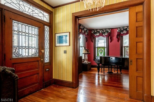 20 Prospect Ter, Montclair Twp., NJ 07042