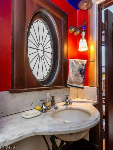 20 Prospect Ter, Montclair Twp., NJ 07042