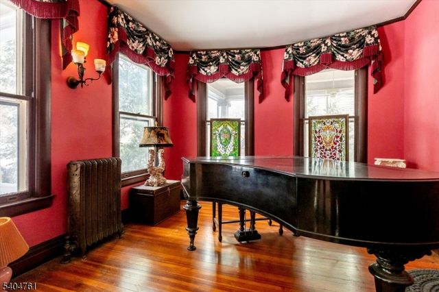 20 Prospect Ter, Montclair Twp., NJ 07042