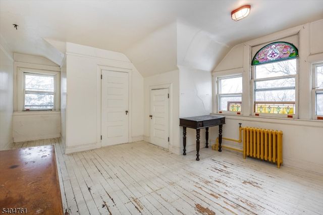 20 Prospect Ter, Montclair Twp., NJ 07042