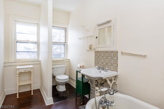 20 Prospect Ter, Montclair Twp., NJ 07042