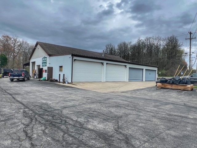 3892 US 422, Slippery Rock Twp, PA 16101