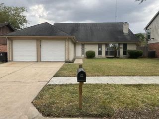 17019 Artwood Lane, Houston, TX 77489