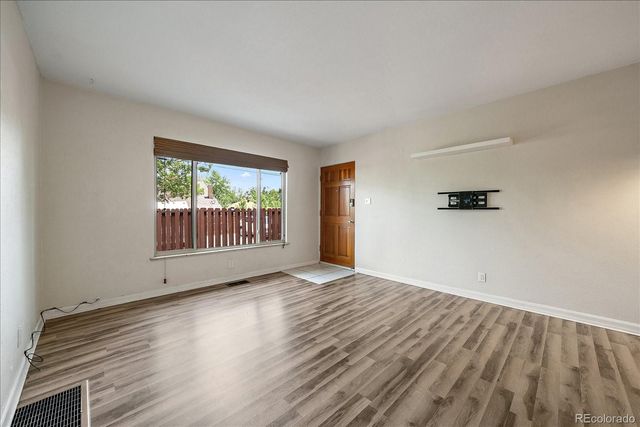 2424 W 35th Avenue 1, Denver, CO 80211