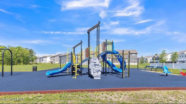 276 Mantoloking Drive, Jackson, NJ 08527