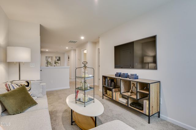 3318 Jeter James Way, Apex, NC 27523