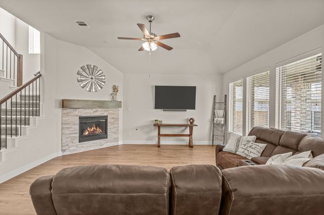 2506 Williamsburg Drive, Melissa, TX 75454