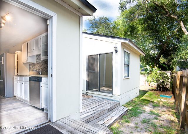 1155 19TH Street N, Jacksonville Beach, FL 32250