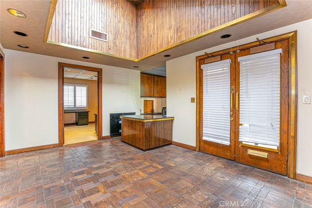 208 S Louise Street, Glendale, CA 91205