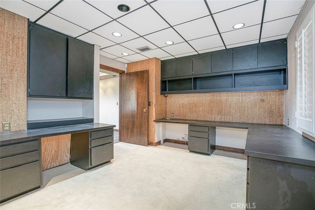 208 S Louise Street, Glendale, CA 91205