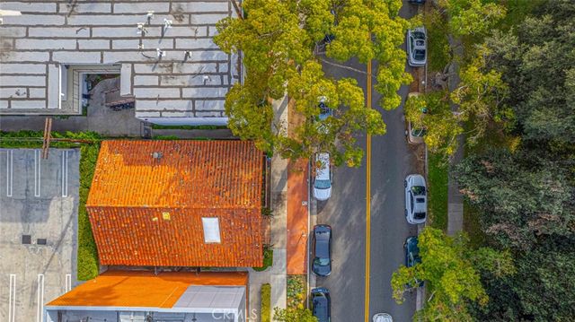 208 S Louise Street, Glendale, CA 91205