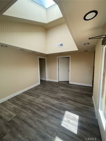 208 S Louise Street, Glendale, CA 91205