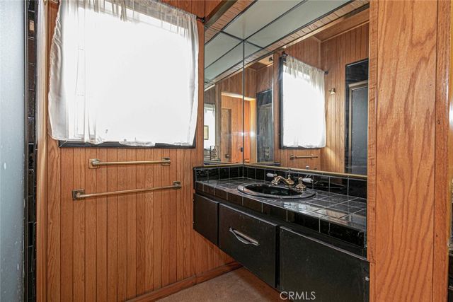 208 S Louise Street, Glendale, CA 91205