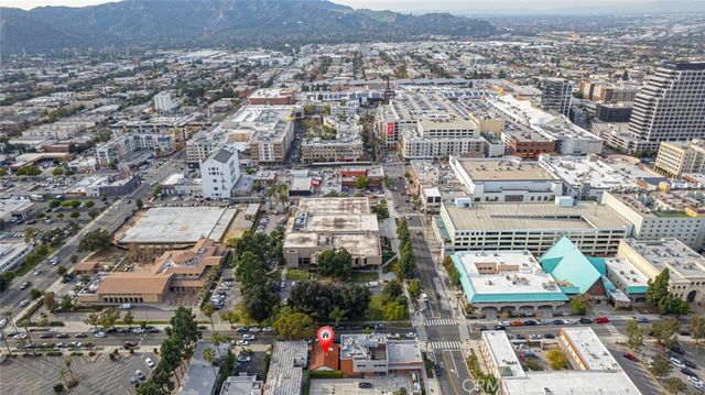 208 S Louise Street, Glendale, CA 91205