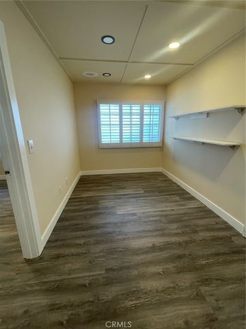 208 S Louise Street, Glendale, CA 91205