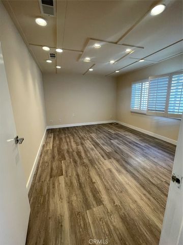 208 S Louise Street, Glendale, CA 91205