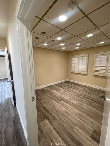 208 S Louise Street, Glendale, CA 91205