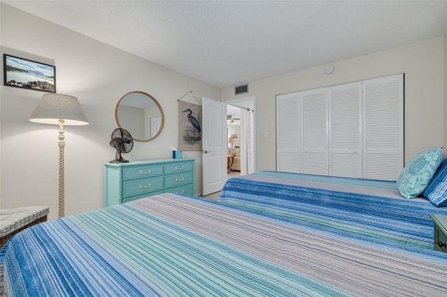 8635 MIDNIGHT PASS ROAD 201C, Sarasota, FL 34242