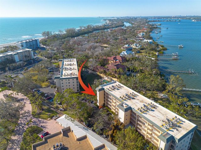 8635 MIDNIGHT PASS ROAD 201C, Sarasota, FL 34242