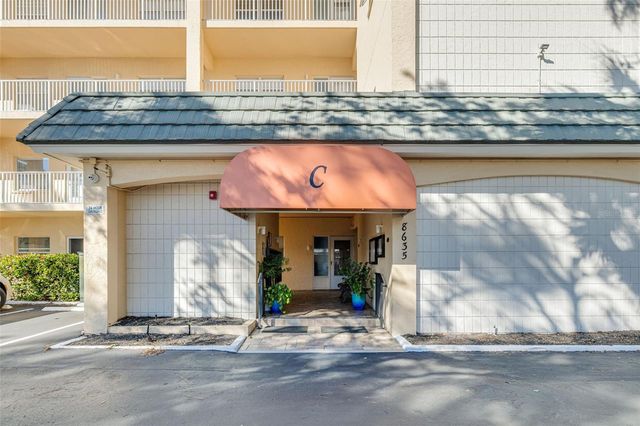 8635 MIDNIGHT PASS ROAD 201C, Sarasota, FL 34242