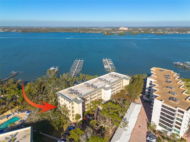 8635 MIDNIGHT PASS ROAD 201C, Sarasota, FL 34242