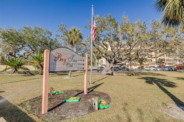 8635 MIDNIGHT PASS ROAD 201C, Sarasota, FL 34242