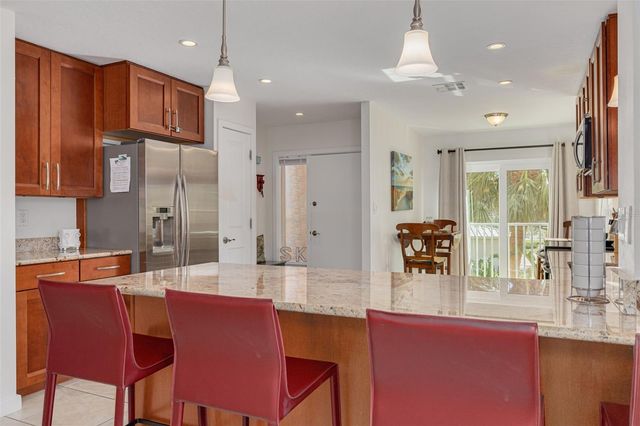 8635 MIDNIGHT PASS ROAD 201C, Sarasota, FL 34242