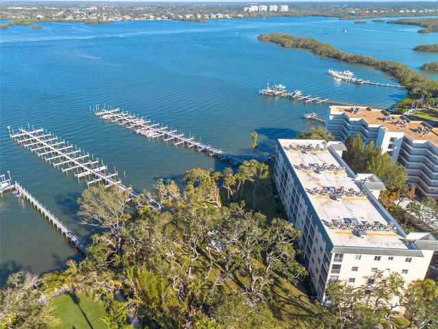 8635 MIDNIGHT PASS ROAD 201C, Sarasota, FL 34242