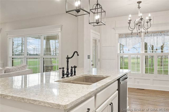 1603 Pine Valley Way, Henryville, IN 47126