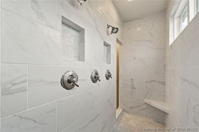 1603 Pine Valley Way, Henryville, IN 47126