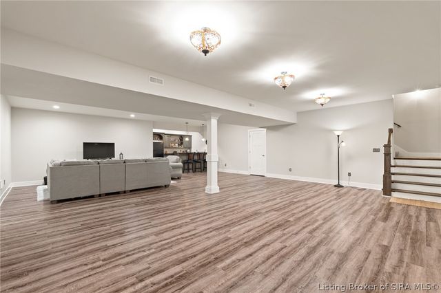 1603 Pine Valley Way, Henryville, IN 47126