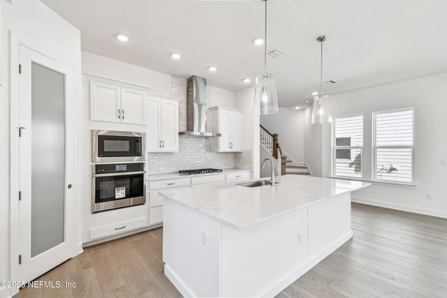 276 SUTTON Drive, Ponte Vedra, FL 32081