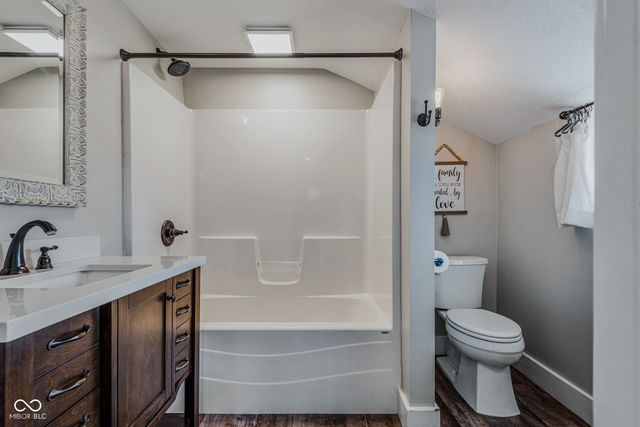 1726 California Street, Columbus, IN 47201