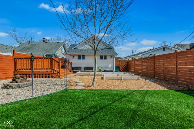 1726 California Street, Columbus, IN 47201