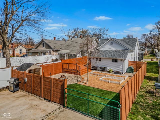 1726 California Street, Columbus, IN 47201