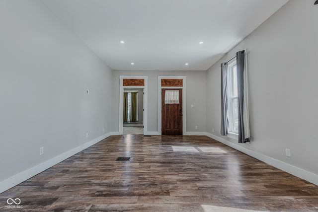 1726 California Street, Columbus, IN 47201