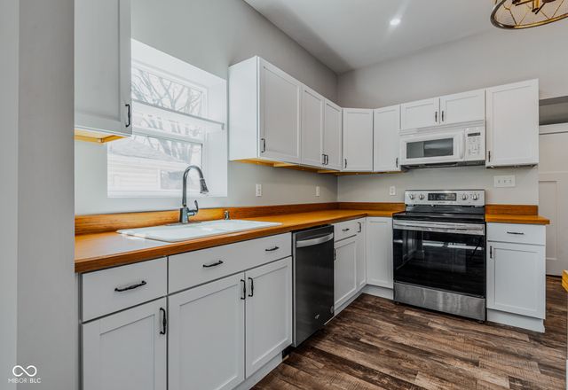 1726 California Street, Columbus, IN 47201