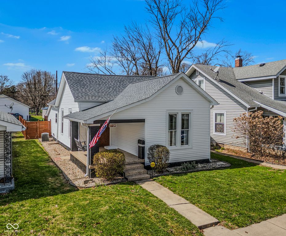 1726 California Street, Columbus, IN 47201