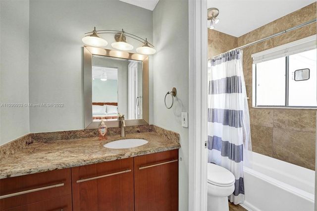 22322 Pineapple Walk Drive, Boca Raton, FL 33433